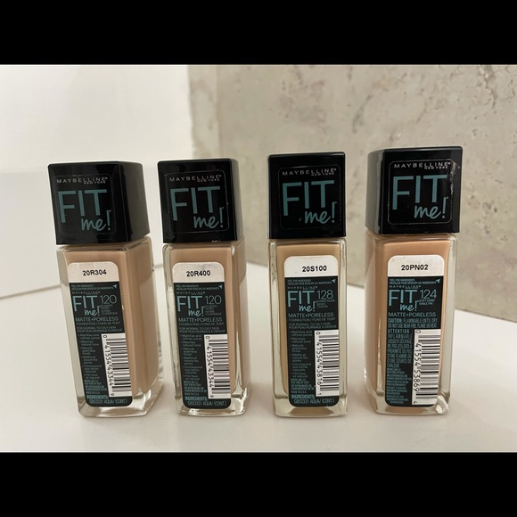 Maybelline Fit Me Matte + Poreless foundation - Picture 3 of 3